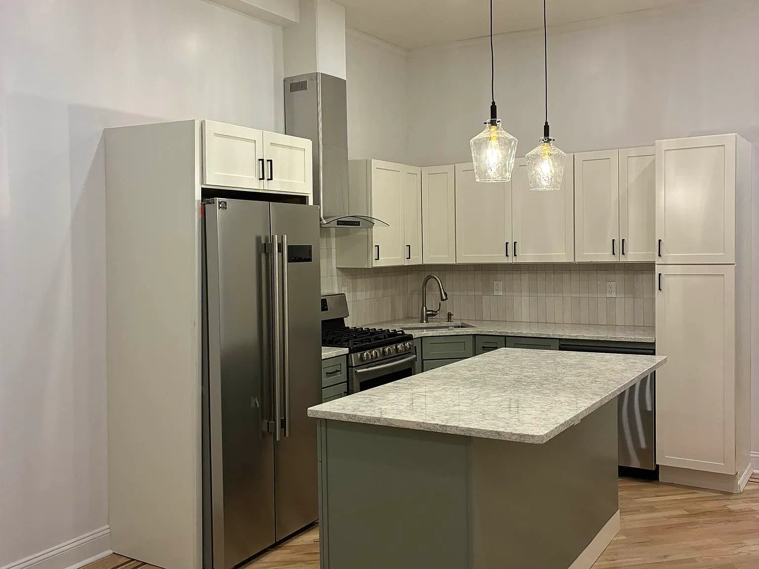 46 Weirfield Street — Photo 2