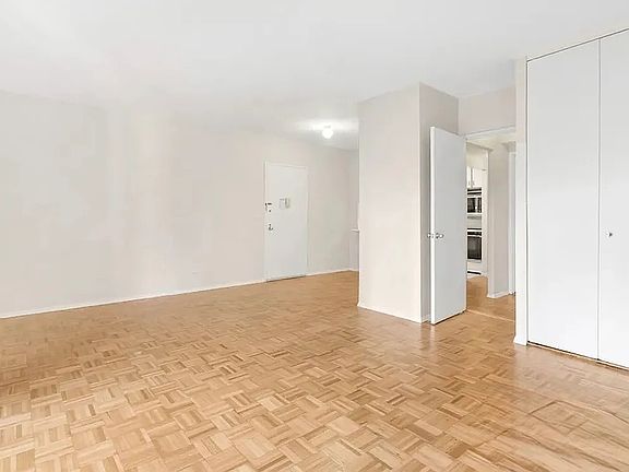 5th image of 200 Rector Pl APT 9R