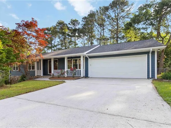 2142 Graystone Pkwy, Grayson, GA 30017