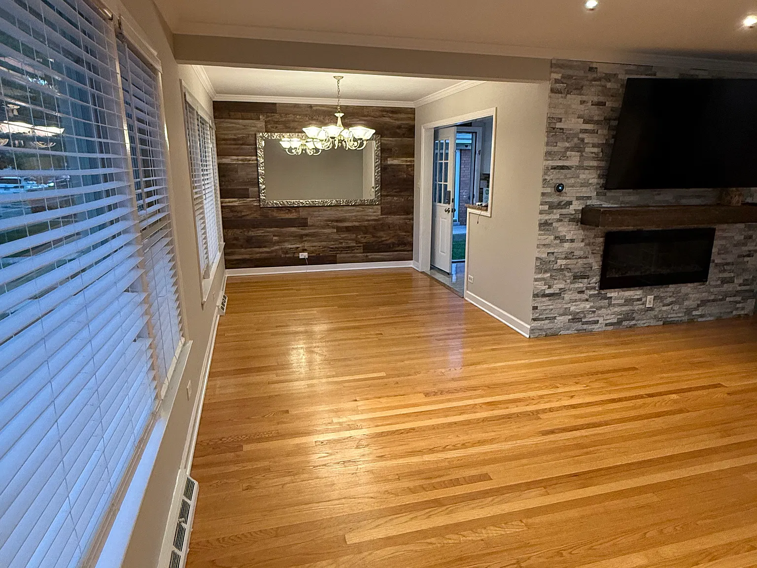 3 bed, 1600 sqft, $3,500 — Photo 3