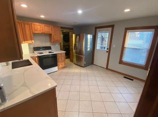 26 Parker Ave #1, Westfield, MA 01085