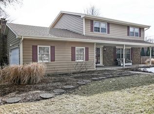 1244 Clyde Dr, Naperville, IL 60540