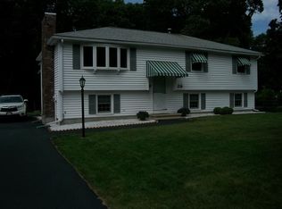 29 Blanchard Rd, Wilmington, MA 01887