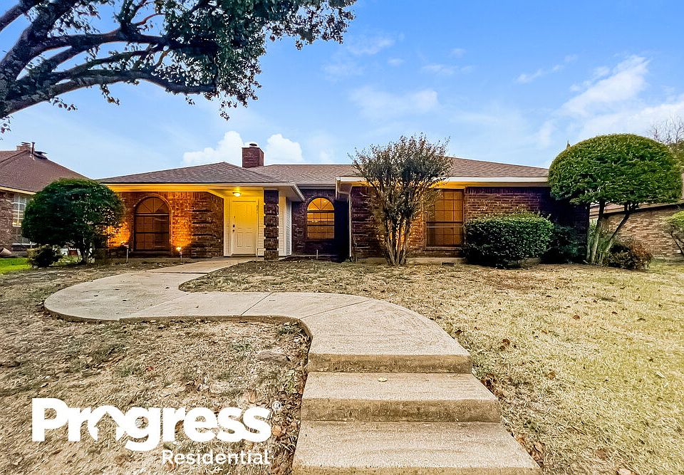 1st image of 821 Desoto Dr