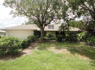 1375 Sautern Dr, Fort Myers, FL 33919