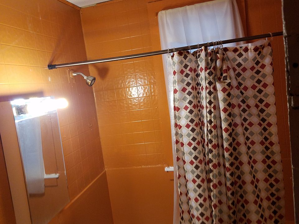 2nd image of 8030 S Union Ave