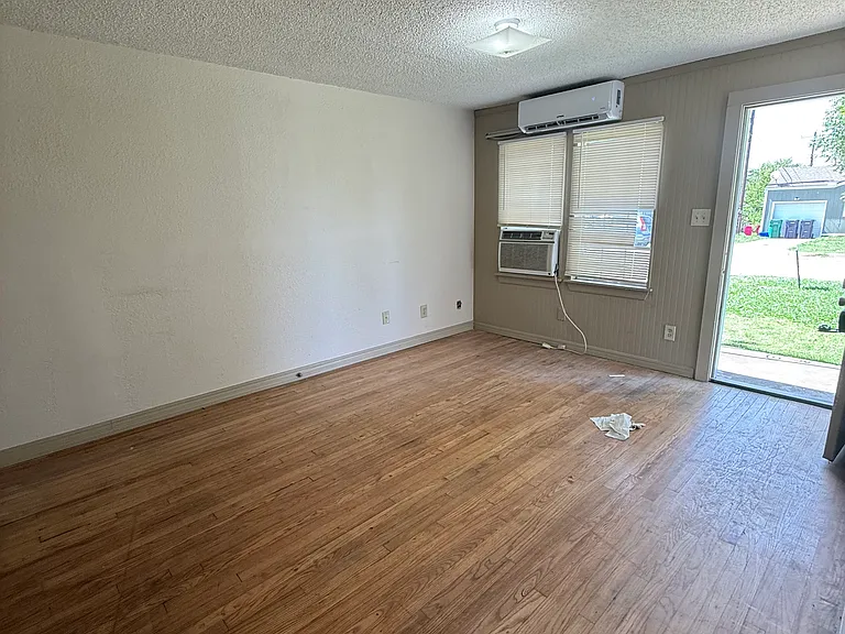 3108 Cashion Pl — Photo 28