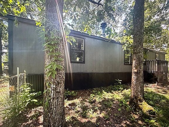 3rd image of 13 Tency Ln NE