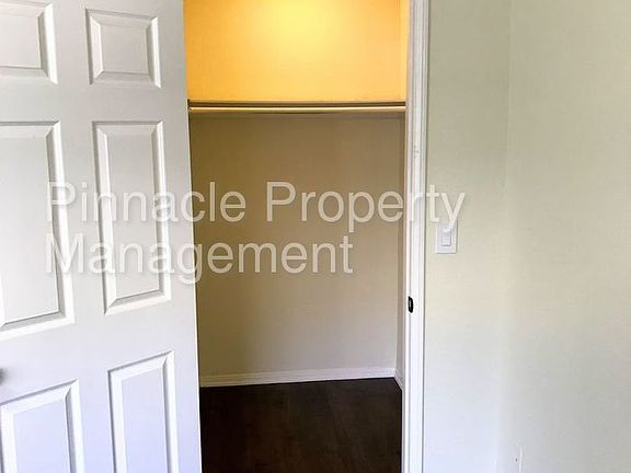 3rd image of 206 N Centre St