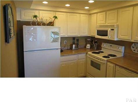 4th image of 1600 Via Deluna Dr #603B