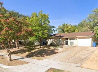944 Elmwood Dr, Lewisville, TX 75067