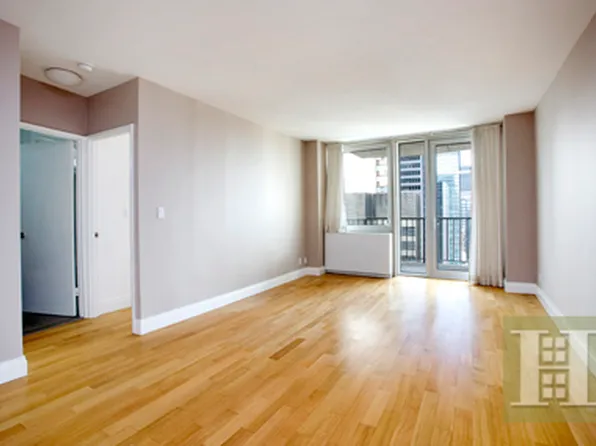 211 E 46th St #34C, New York, NY 10017