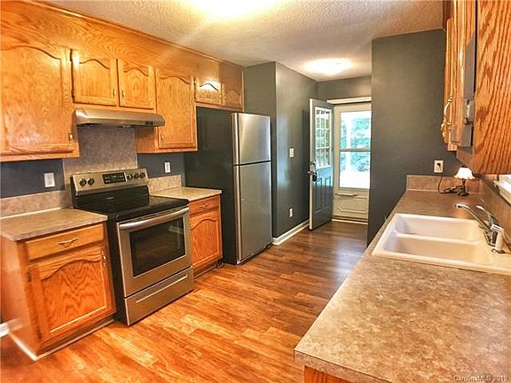 4th image of 209 Laurel Creek Dr