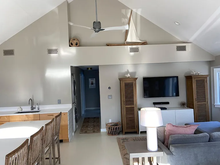 14 Kentucky St #2 — Photo 2