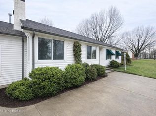 1920 Buechel Bank Rd, Louisville, KY 40218