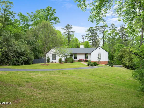 2875 N Hillandale Cir, Macon, GA 31204