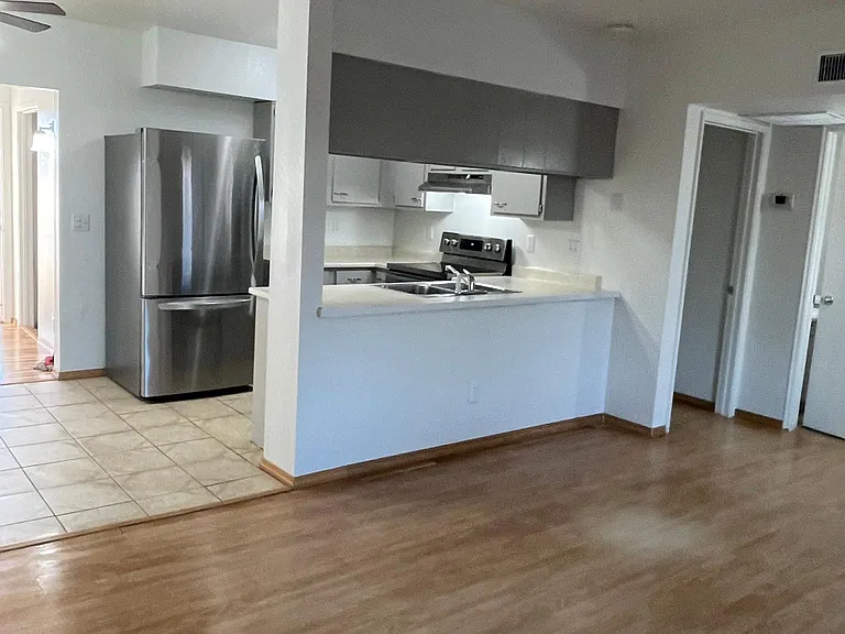 8820 E Arbor St — Photo 10