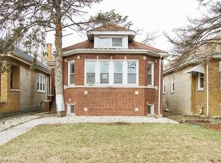 10824 S Hale Ave, Chicago, IL 60643