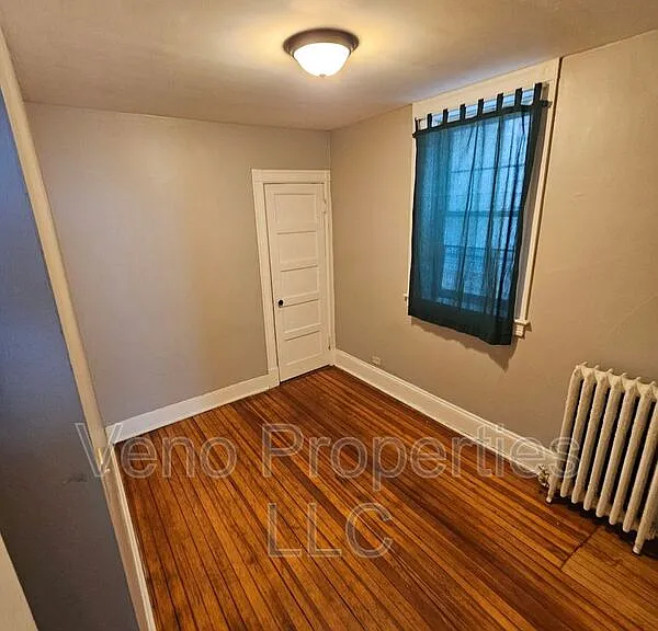 594 Madison Ave #2F — Photo 6