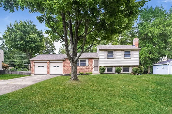 4116 Calumet Cir — Photo 1