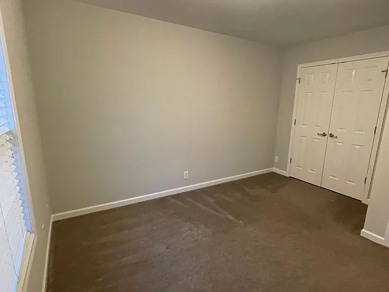 7920 Ellisville Ln — Photo 16