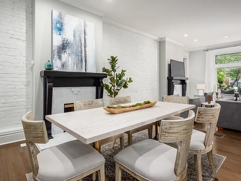 926 City Park Ave — Photo 11
