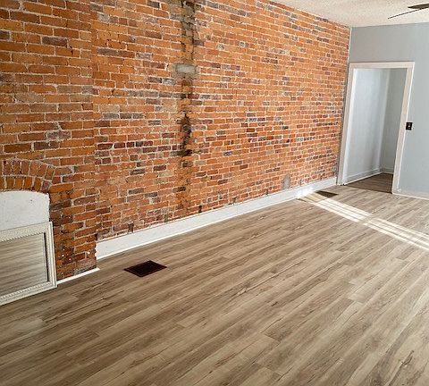 2nd image of 244 N Monroe Ave