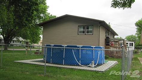Side view house