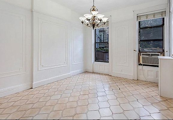 4th image of 212 President St APT 1