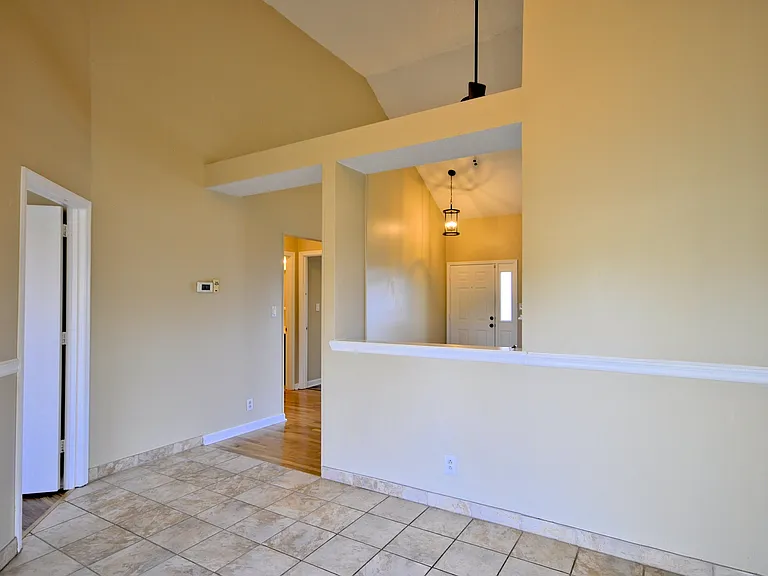 1942 Timberline Way — Photo 8