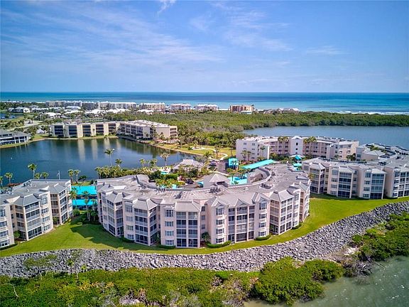 3rd image of 5750 NE Island Cove Way APT 3409
