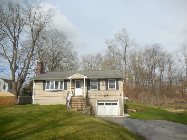 59 River Road, Cromwell, CT 06416
