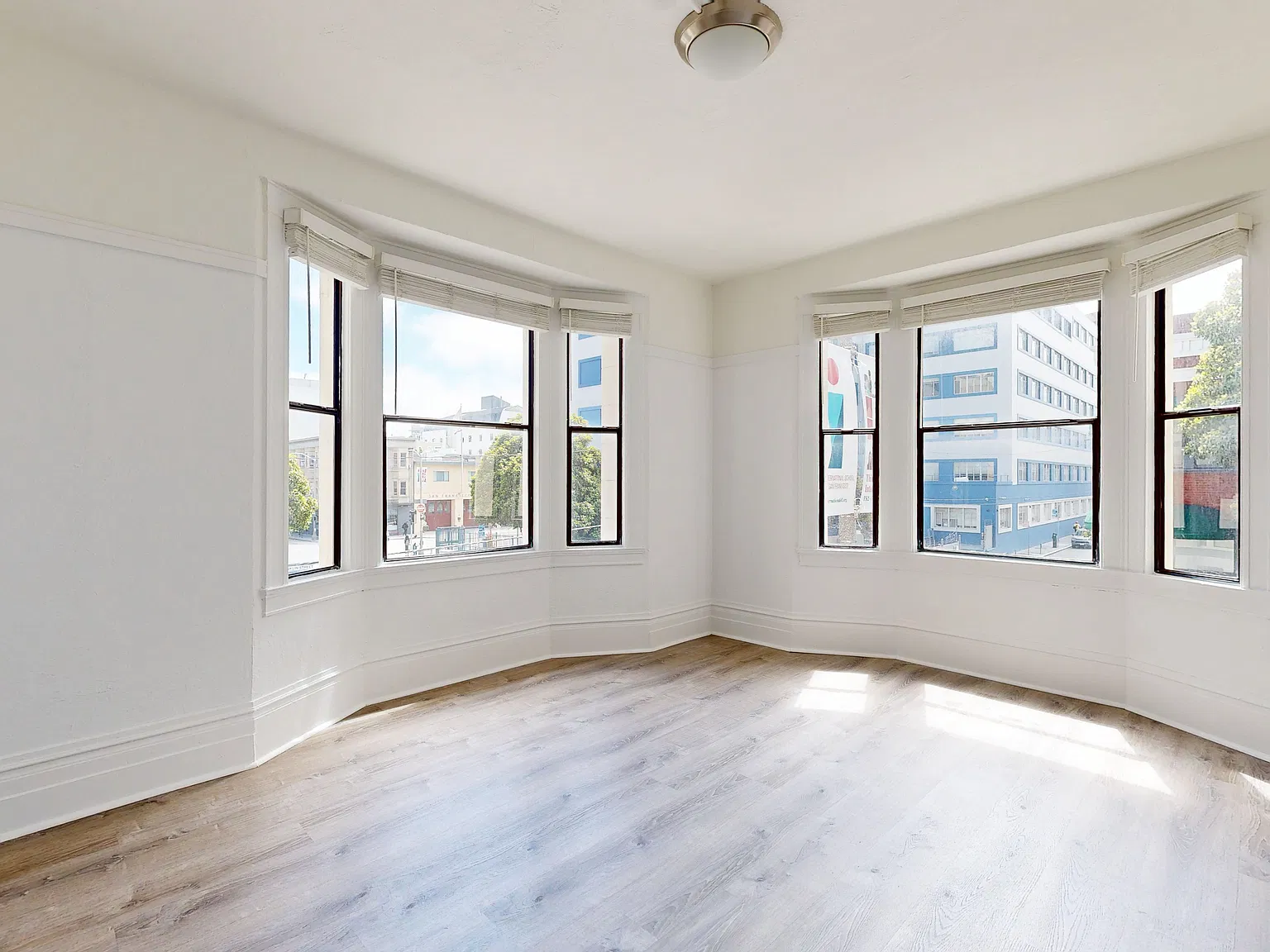 152 Franklin St — Photo 4