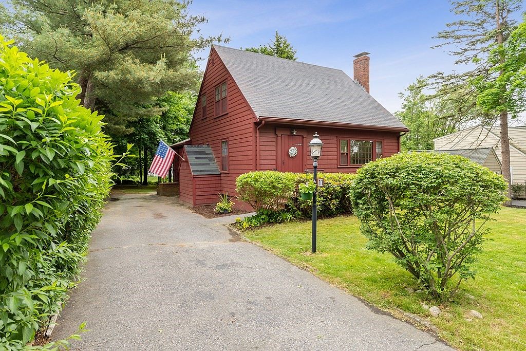 11 Berwick Pl, Norwood, MA 02062 Zillow
