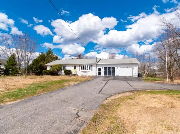 223 New County Road, Saco, ME 04072