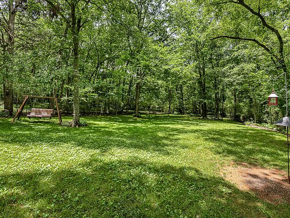 3rd image of 3019 Regenwood Dr