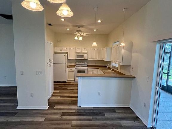 4th image of 4733 Cranberry Blvd