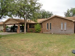 1111 Cedar St, Roscoe, TX 79545