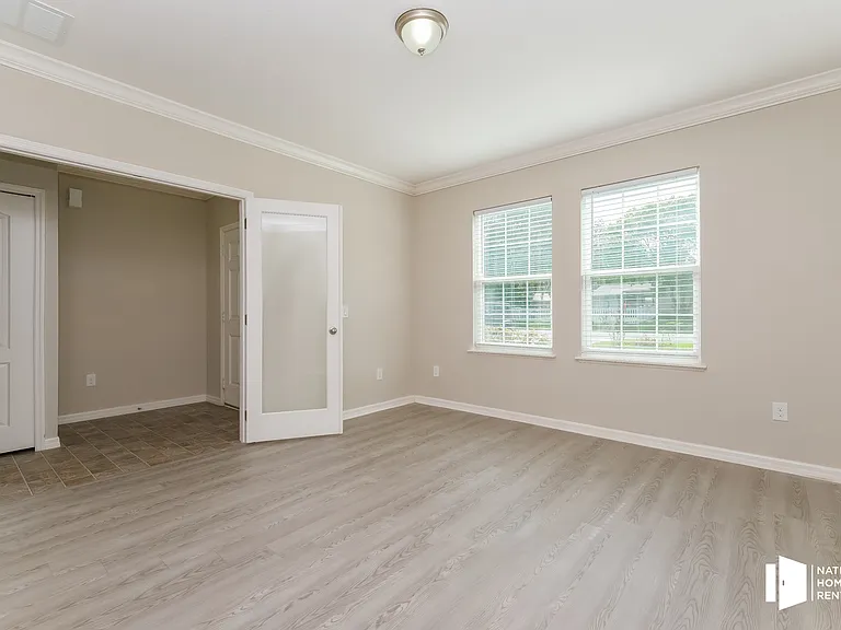 6249 Hancock Ave — Photo 6