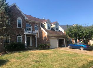 3059 Jeannie Anna Ct, Herndon, VA 20171