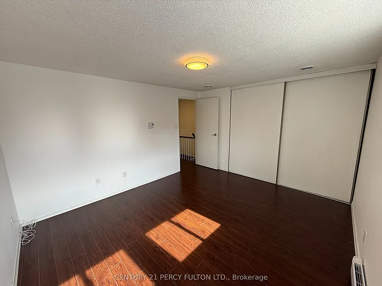 221 Ormond Dr #22 — Photo 11