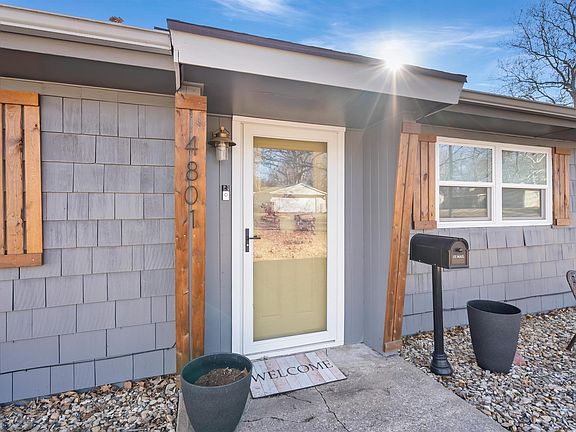 5th image of 4801 SW 20th St