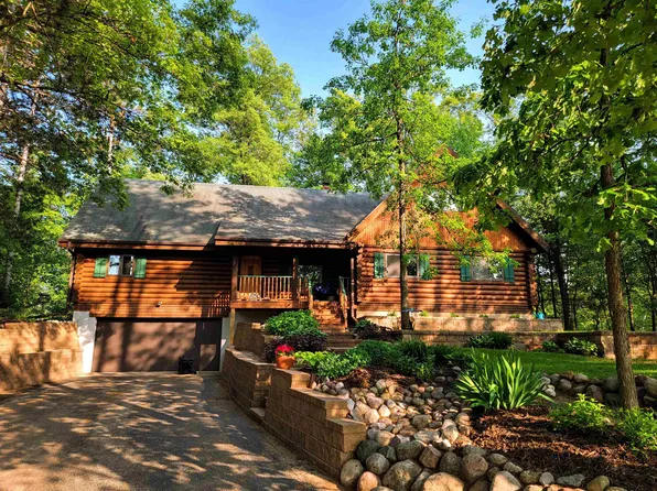 E8063 Weiland Rd, New London, WI 54961