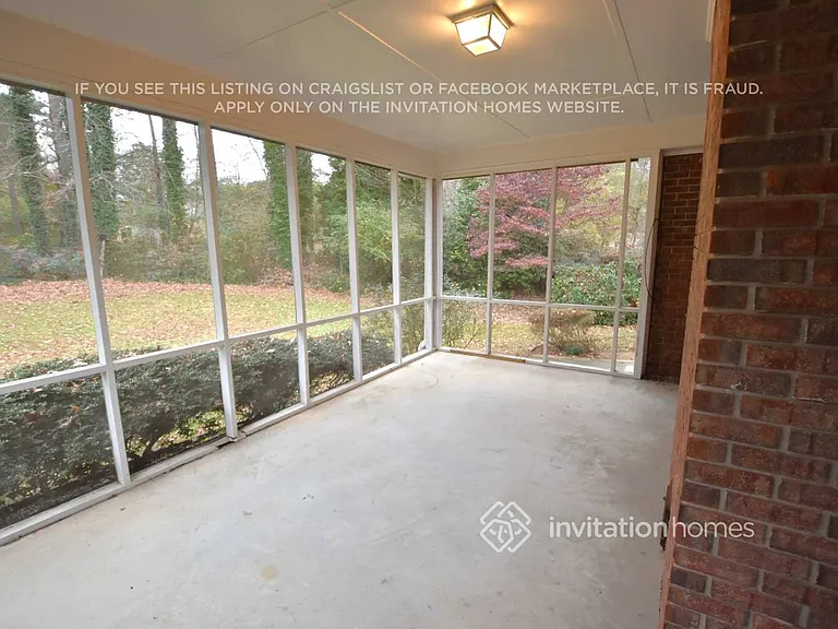 2433 Shipshire Pl — Photo 10