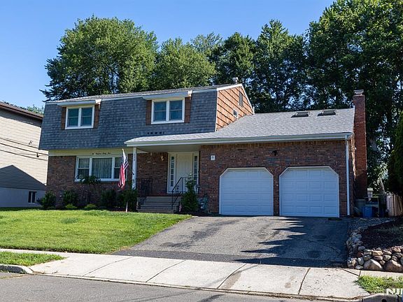 2nd image of 234 Palisade Ave