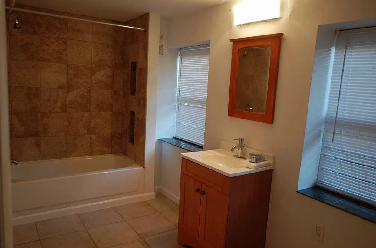 1 bed, 550 sqft, $1,500 — Photo 3