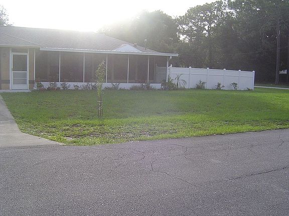 2nd image of 494 Norris Ln