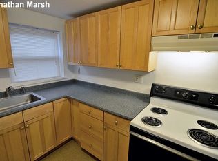 18 Essex St #B, Quincy, MA 02171