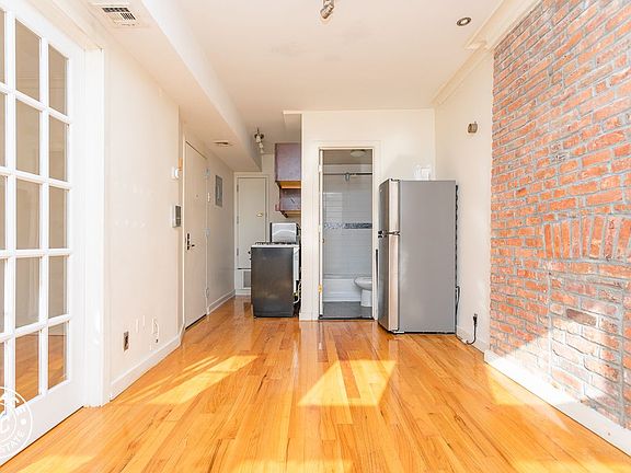 4th image of 1145 Dean St #7FFX