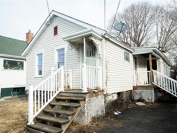 2nd image of 136 Steuben St